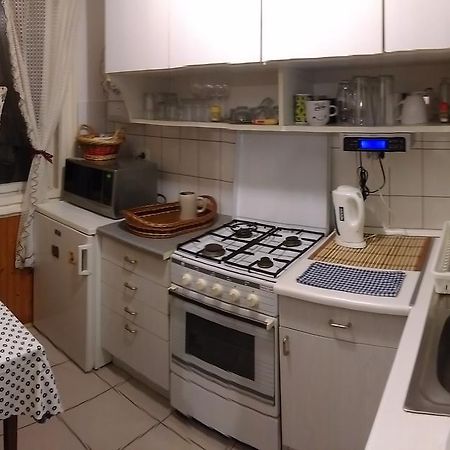 Napsugár Vendégházikó Orosháza Esterno foto